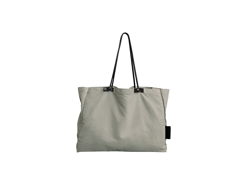 wellness bag canvas with green leather handle